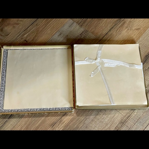 Vintage Goldenweve Monogram K Handkerchiefs Set of 3 - Picture 3 of 8